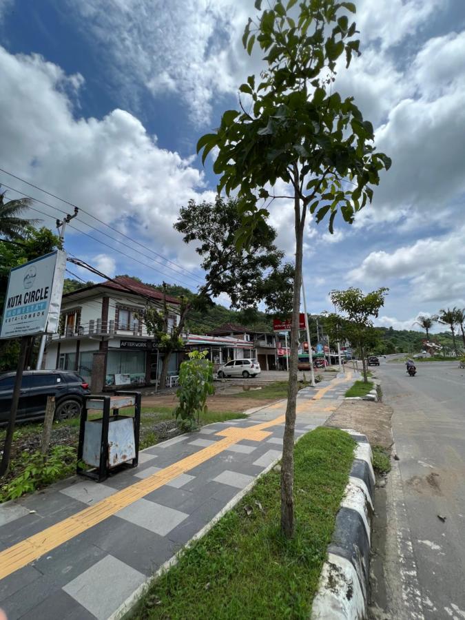 Oyo 1793 クタ サークル ホームステイ Kuta  エクステリア 写真